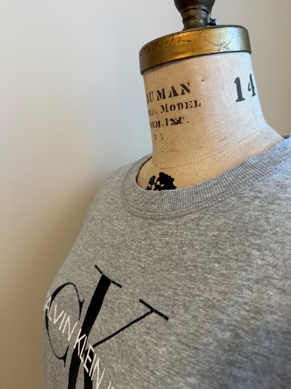 Calvin Klein Logo / Monogram Sweatshirt